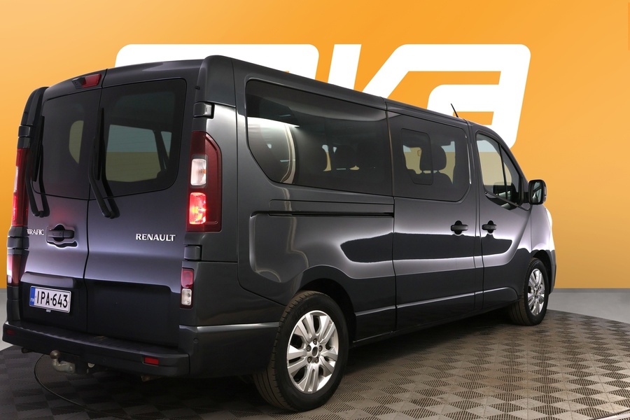 Renault Trafic Combi vaihtoauto