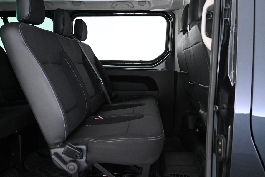 Renault Trafic Combi vaihtoauto