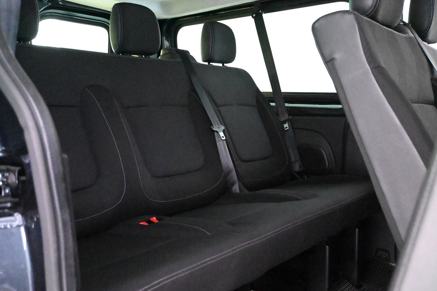 Renault Trafic Combi vaihtoauto