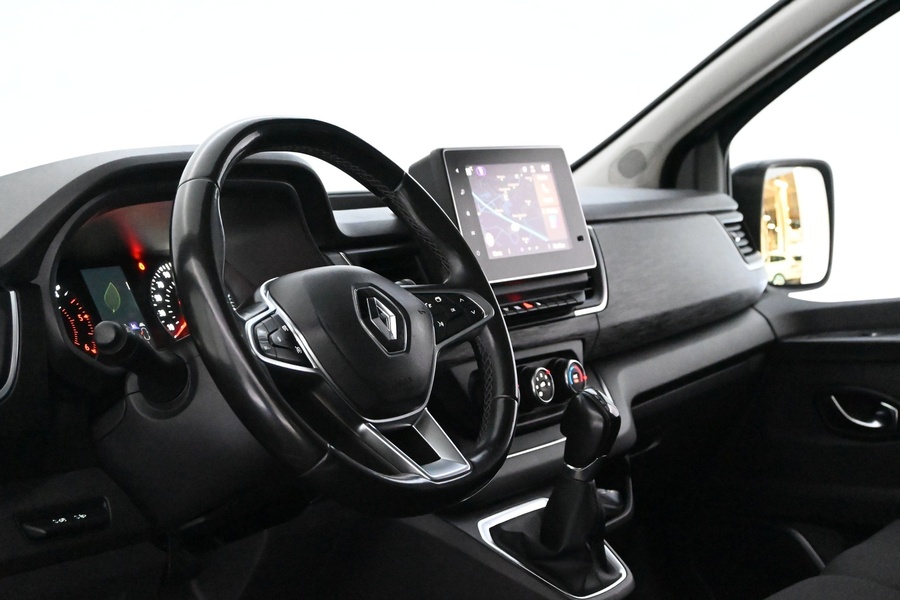 Renault Trafic Combi vaihtoauto