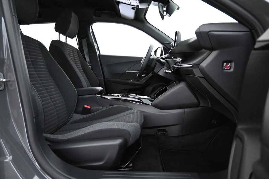 Peugeot e-2008 vaihtoauto
