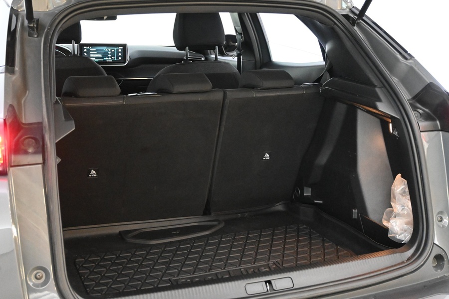 Peugeot e-2008 vaihtoauto