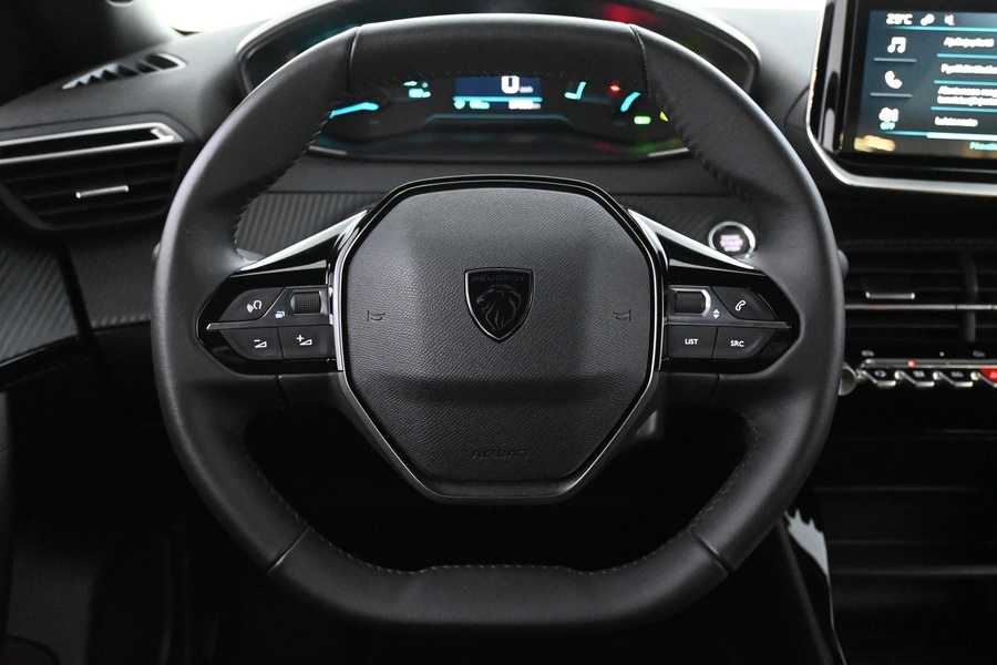 Peugeot e-2008 vaihtoauto