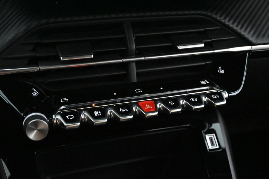 Peugeot e-2008 vaihtoauto