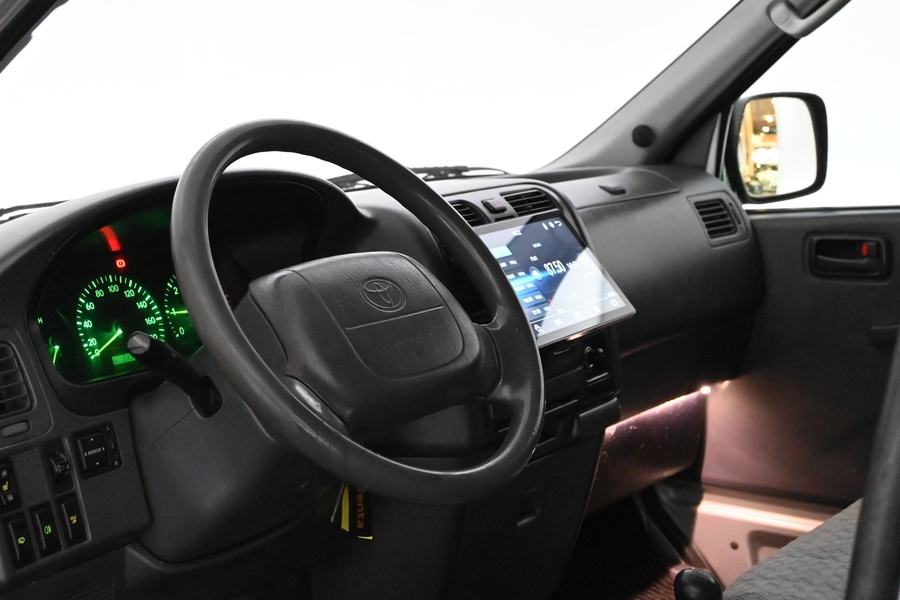 Toyota Hiace vaihtoauto