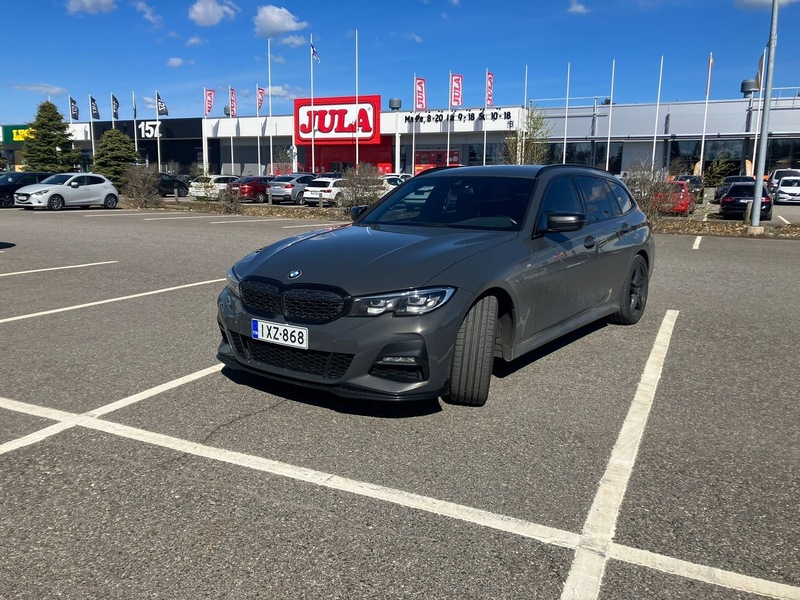 BMW 320 vaihtoauto