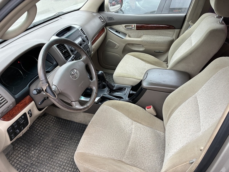 Toyota Land Cruiser vaihtoauto