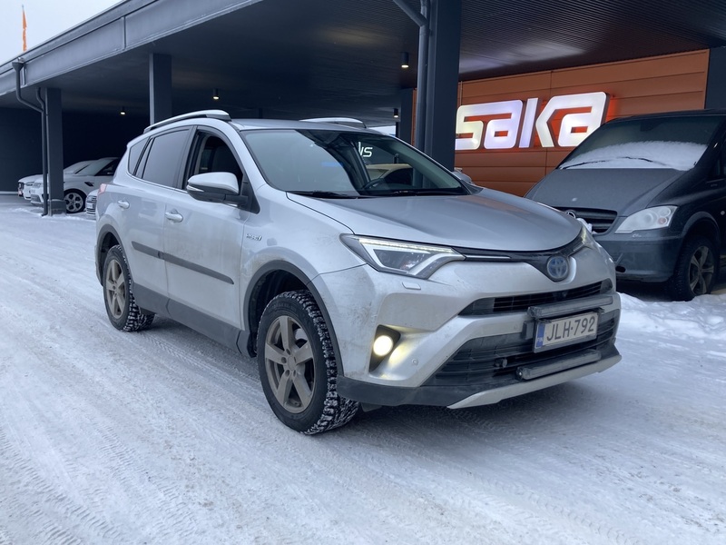 Toyota RAV4 vaihtoauto