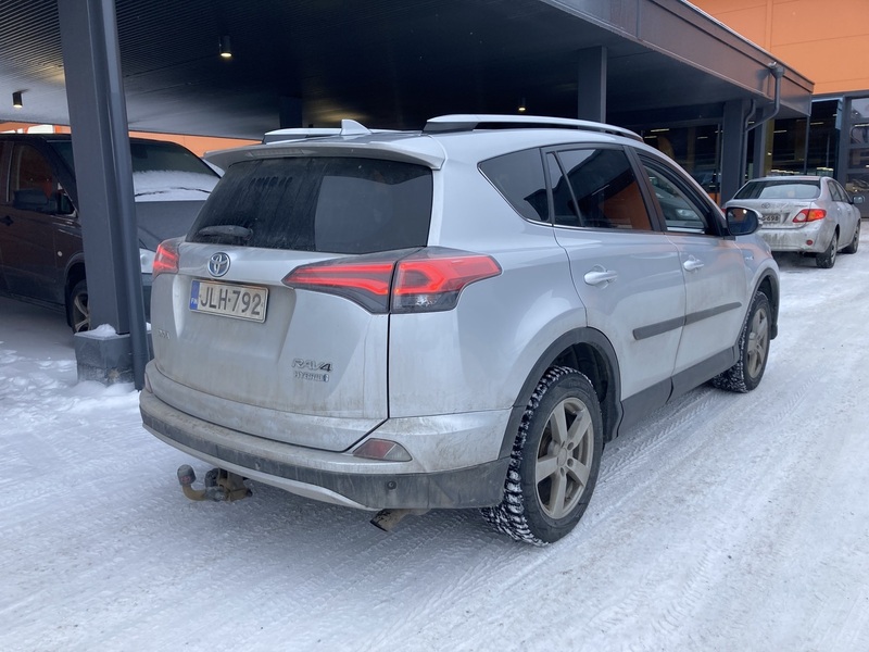 Toyota RAV4 vaihtoauto