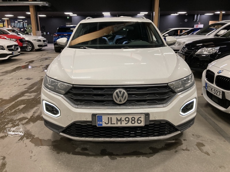 Volkswagen T-Roc vaihtoauto