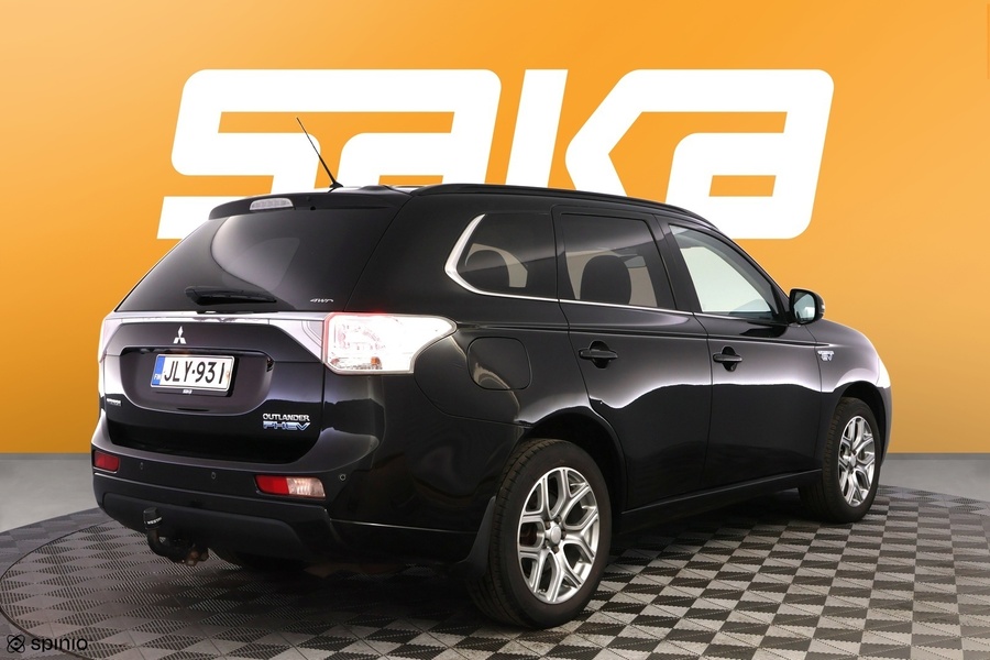 Mitsubishi Outlander PHEV vaihtoauto