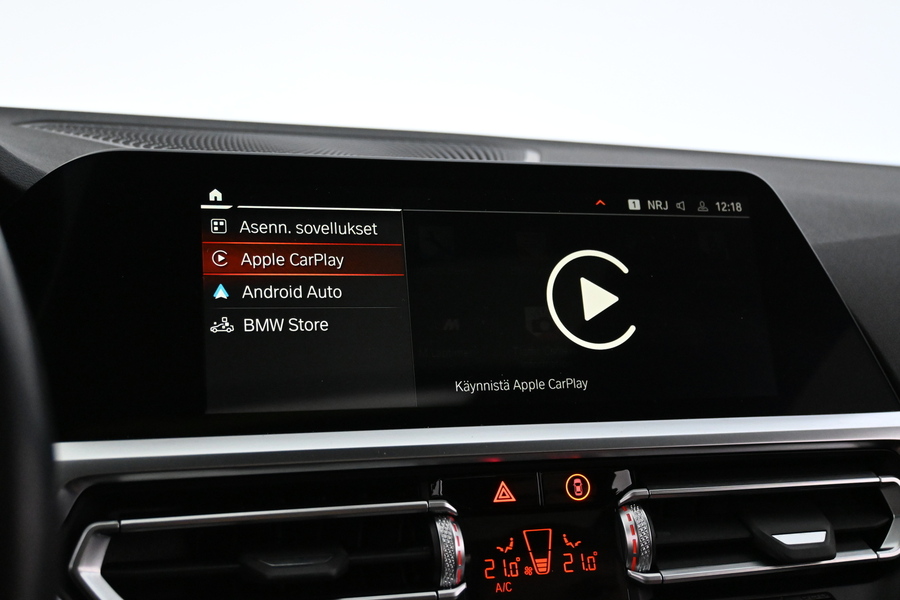 BMW M440i vaihtoauto