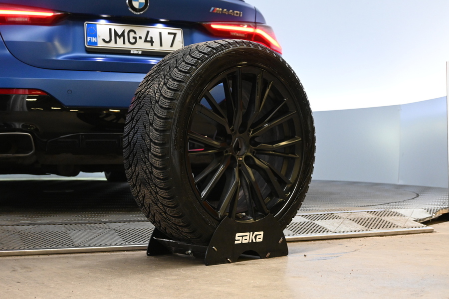 BMW M440i vaihtoauto