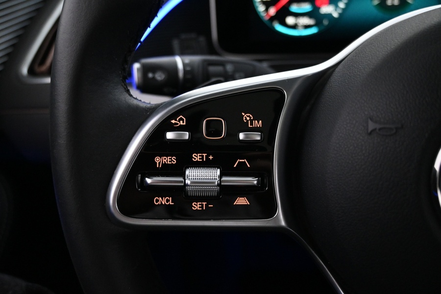 Mercedes-Benz EQC vaihtoauto