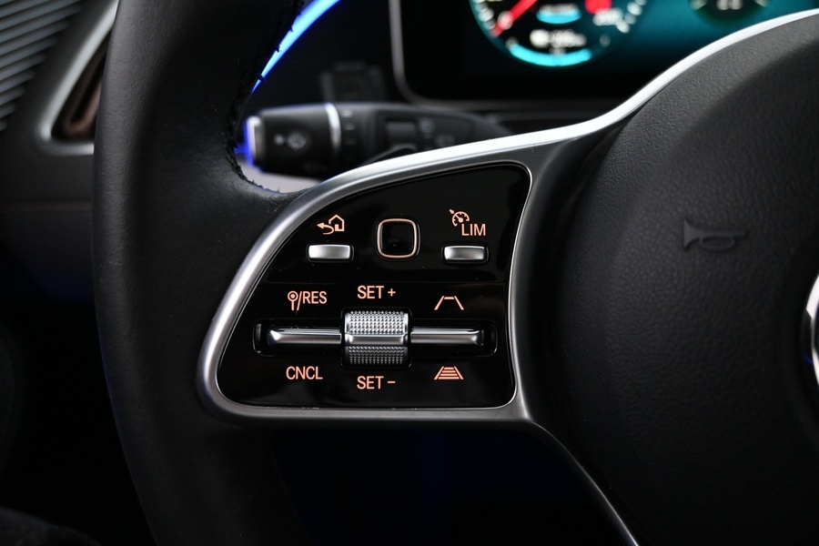 Mercedes-Benz EQC vaihtoauto