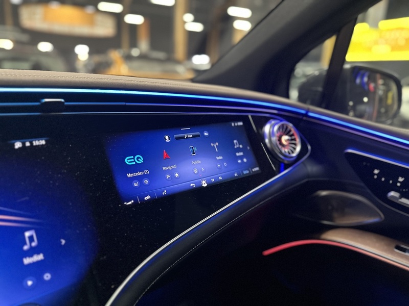 Mercedes-Benz EQS vaihtoauto