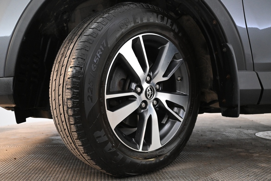 Toyota RAV4 vaihtoauto