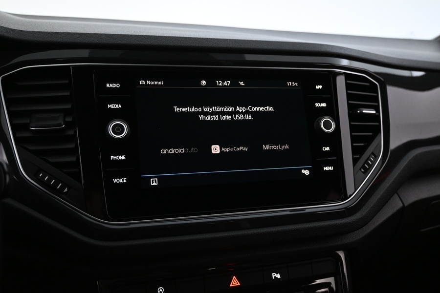 Volkswagen T-Roc vaihtoauto