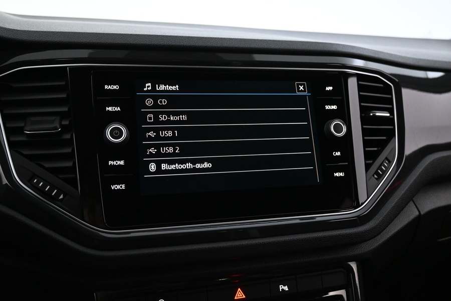 Volkswagen T-Roc vaihtoauto