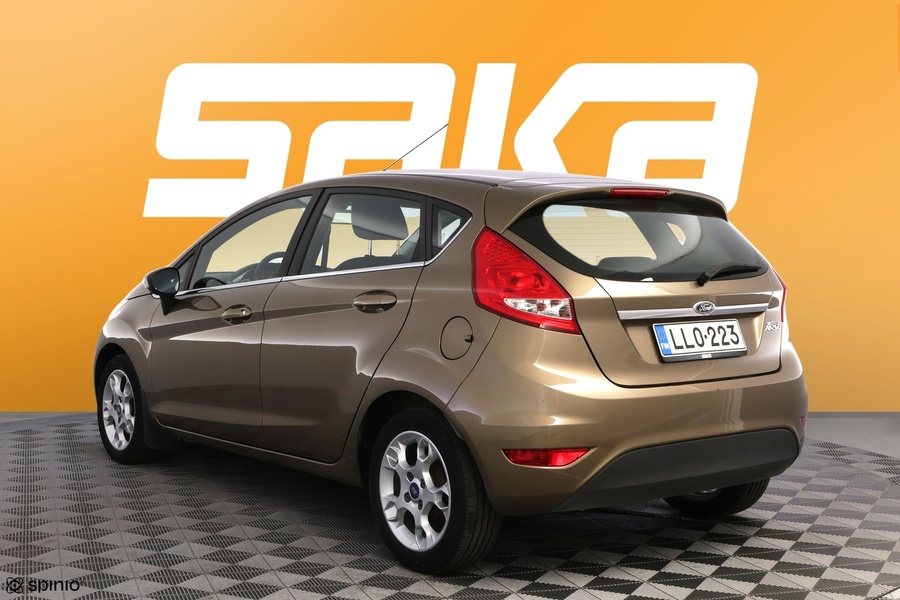 Ford Fiesta vaihtoauto
