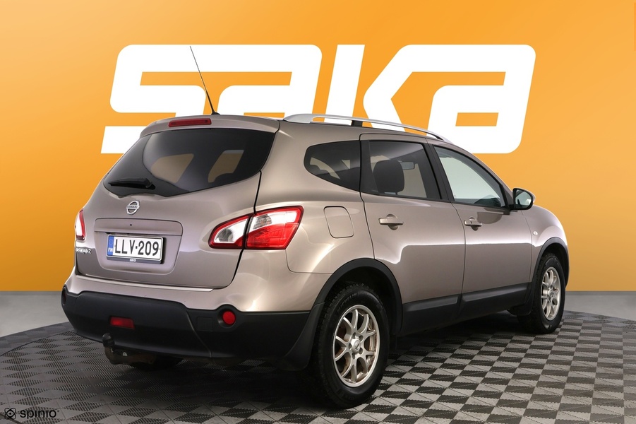 Nissan Qashqai+2 vaihtoauto