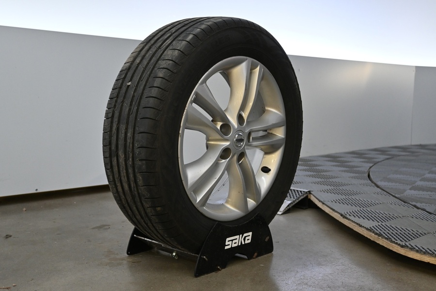 Nissan Qashqai+2 vaihtoauto