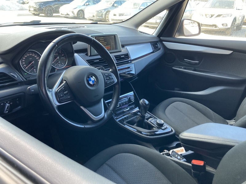 BMW 216 vaihtoauto