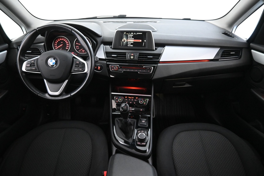 BMW 216 vaihtoauto