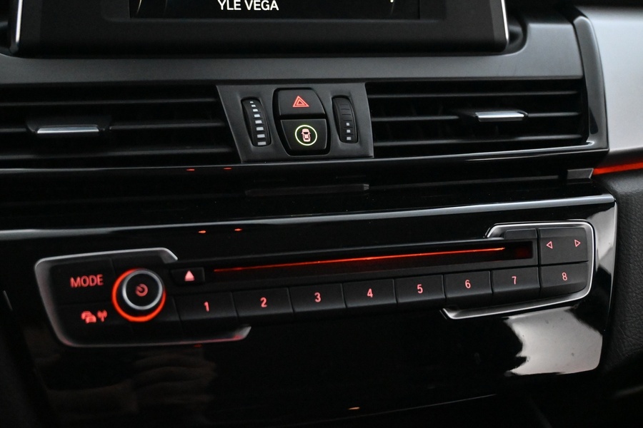 BMW 216 vaihtoauto