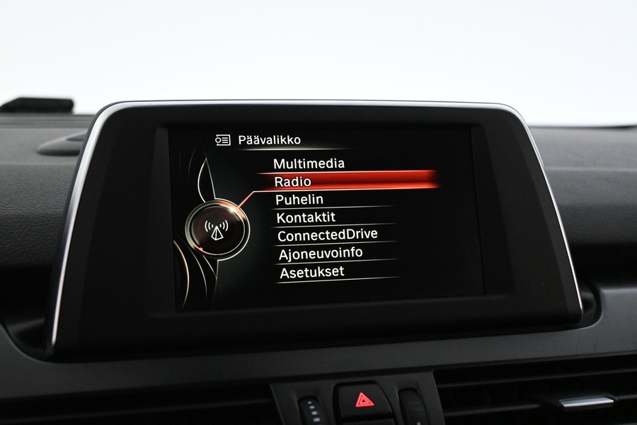 BMW 216 vaihtoauto