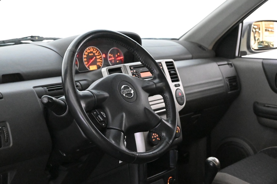 Nissan X-Trail vaihtoauto