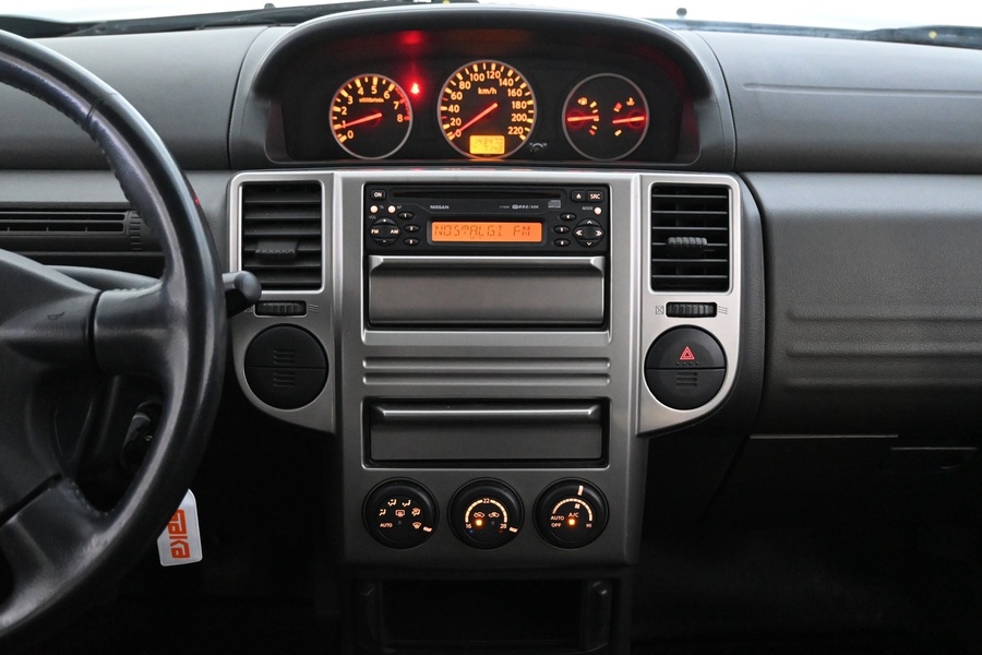 Nissan X-Trail vaihtoauto