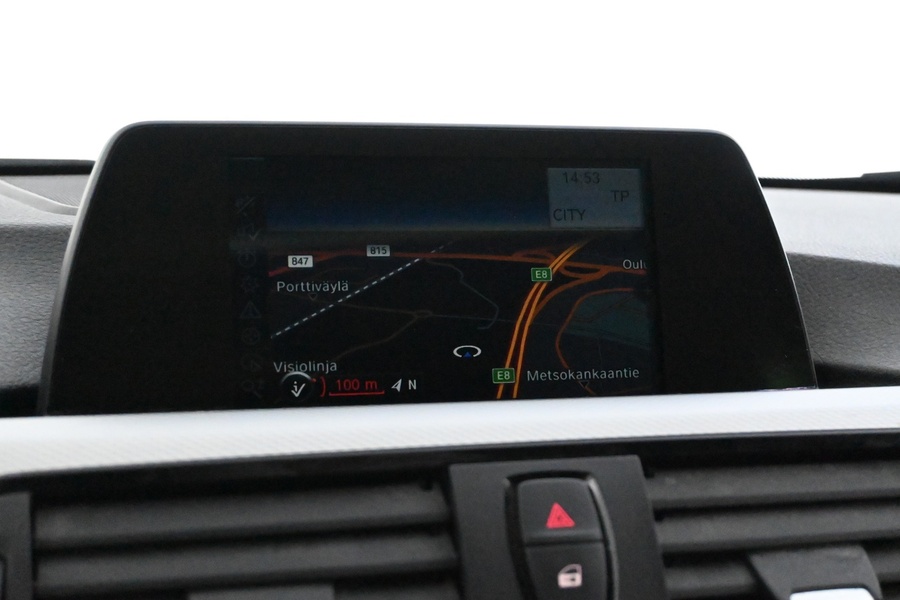 BMW 330 vaihtoauto