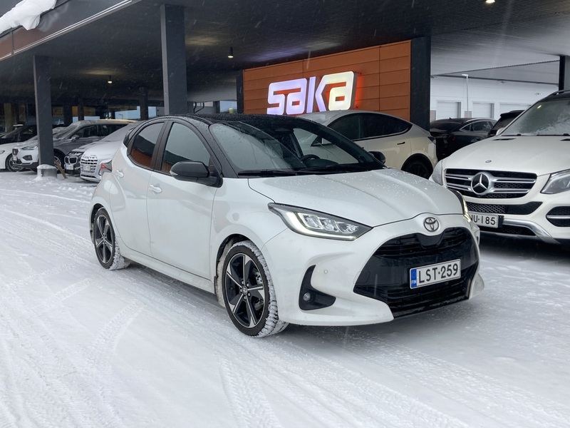 Toyota Yaris vaihtoauto