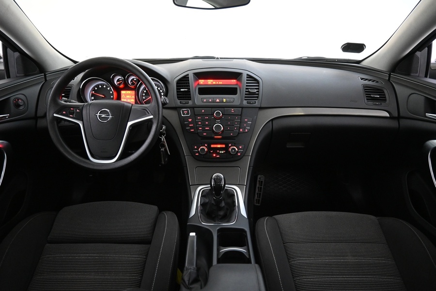 Opel Insignia vaihtoauto