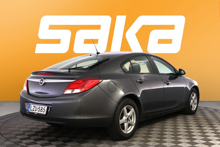 Opel Insignia vaihtoauto