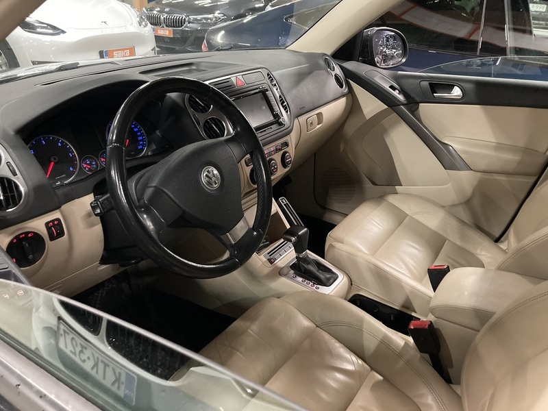 Volkswagen Tiguan vaihtoauto