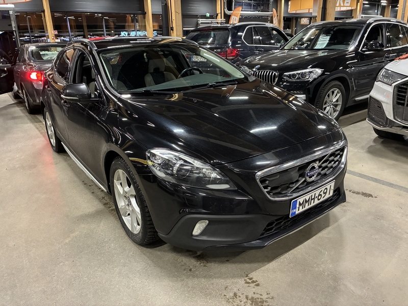 Volvo V40 Cross Country vaihtoauto