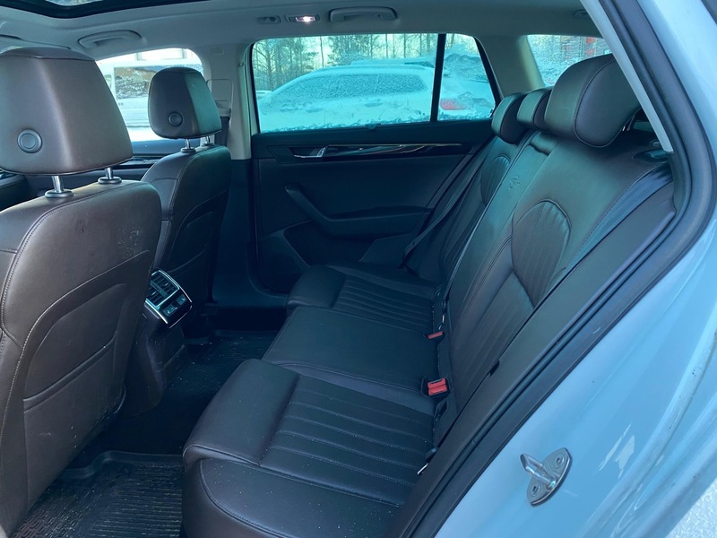 Skoda Superb vaihtoauto