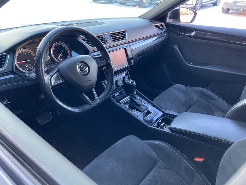 Skoda Superb vaihtoauto