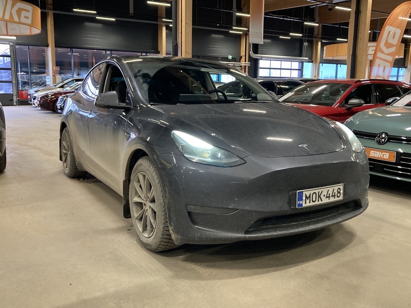 Tesla Model Y vaihtoauto