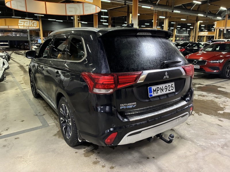 Mitsubishi Outlander vaihtoauto