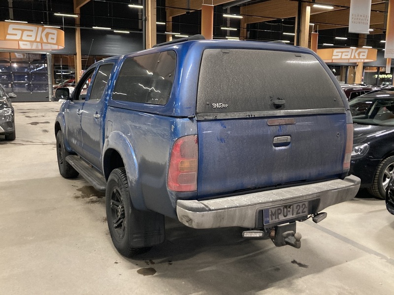 Toyota Hilux vaihtoauto