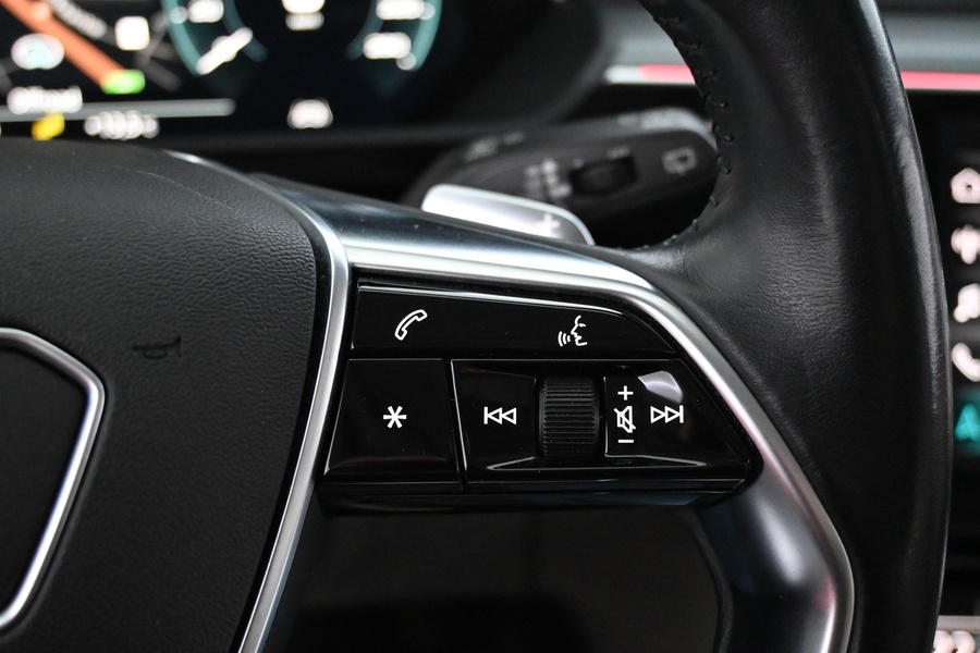 Audi e-tron vaihtoauto