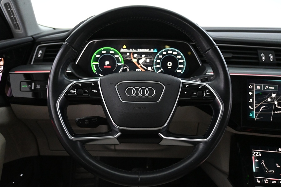 Audi e-tron vaihtoauto