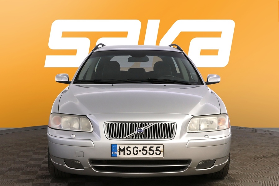 Volvo V70 vaihtoauto