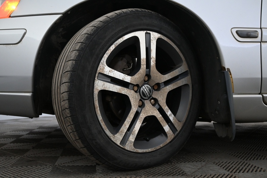 Volvo V70 vaihtoauto