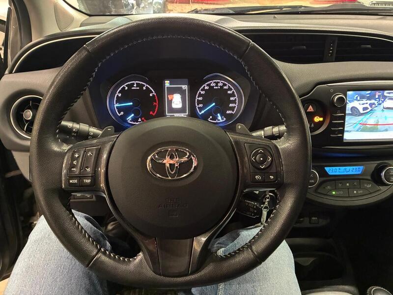 Toyota Yaris vaihtoauto