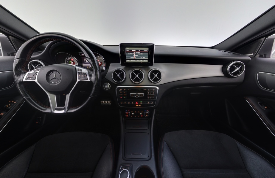 Mercedes-Benz GLA vaihtoauto