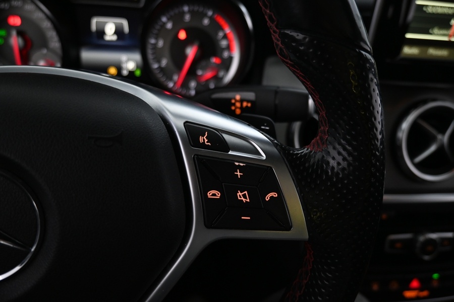 Mercedes-Benz GLA vaihtoauto